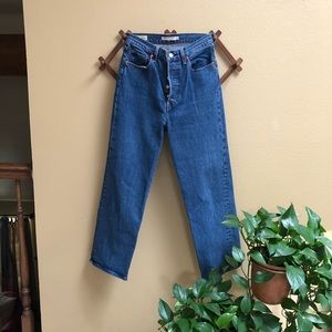 Levi’s ribcage straight leg jeans size 27